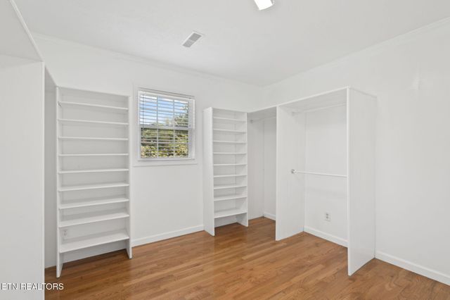 412 George Washington Drive, Dandridge, TN 37725