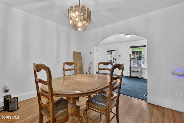 4456 Fairview Drive, Toledo, OH 43612