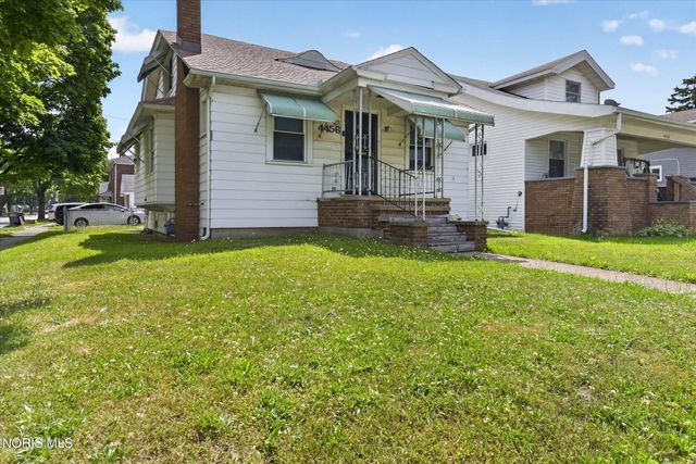 4456 Fairview Drive, Toledo, OH 43612