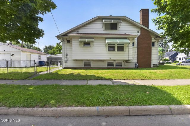 4456 Fairview Drive, Toledo, OH 43612