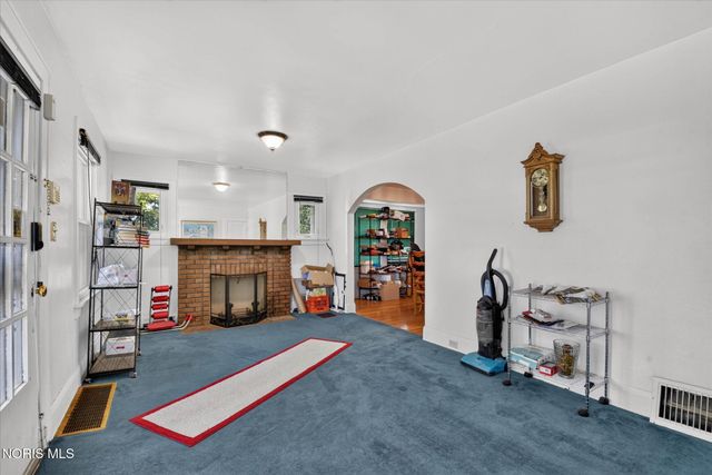 4456 Fairview Drive, Toledo, OH 43612