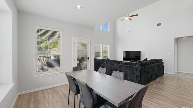 2909 Mineral Springs, Schertz, TX 78108