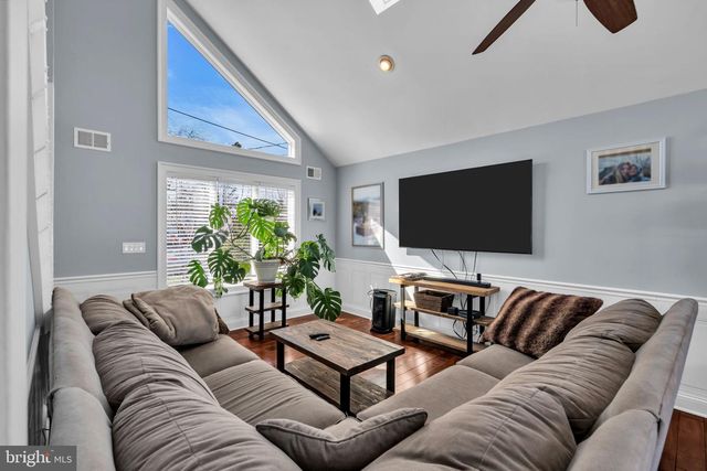 779 DUNEDIN ST, Toms River, NJ 08753