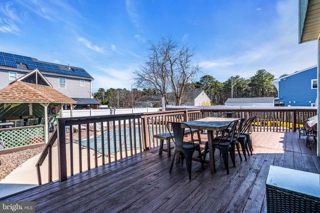 779 DUNEDIN ST, Toms River, NJ 08753