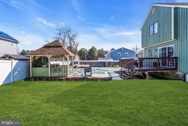 779 DUNEDIN ST, Toms River, NJ 08753