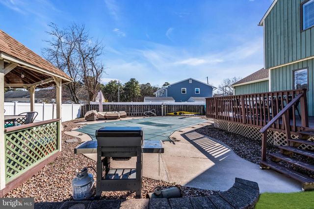 779 DUNEDIN ST, Toms River, NJ 08753