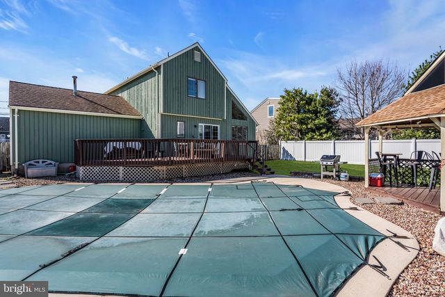 779 DUNEDIN ST, Toms River, NJ 08753