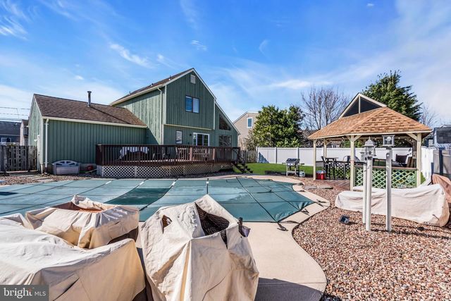 779 DUNEDIN ST, Toms River, NJ 08753