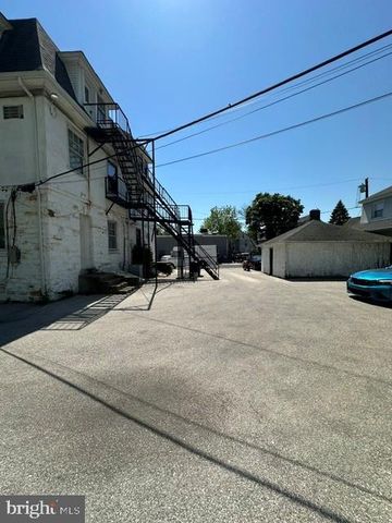 110-112 BALA AVE, Bala Cynwyd, PA 19004