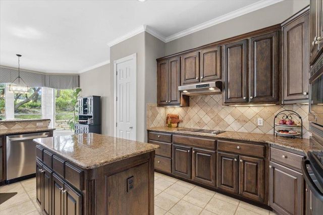 91 Duck Lake DR, Lakeway, TX 78734