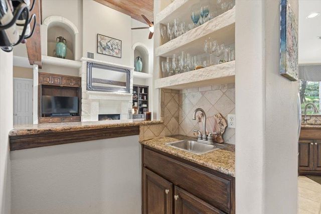 91 Duck Lake DR, Lakeway, TX 78734