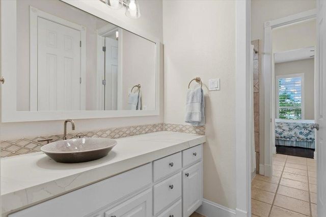 91 Duck Lake DR, Lakeway, TX 78734