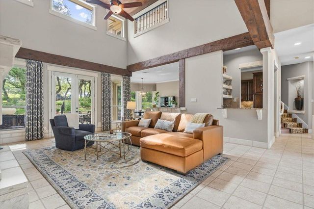 91 Duck Lake DR, Lakeway, TX 78734