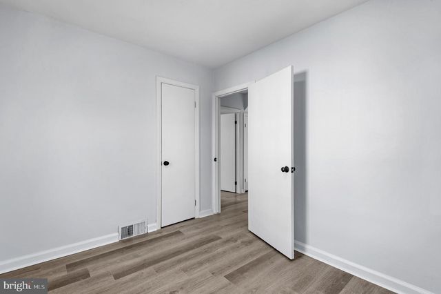 101 PARK AVE, Morrisville, PA 19067