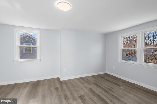 101 PARK AVE, Morrisville, PA 19067