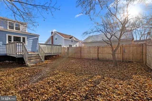 101 PARK AVE, Morrisville, PA 19067