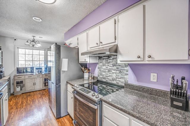 7856 STEVEN FRANKLIN DR, Bartlett, TN 38133