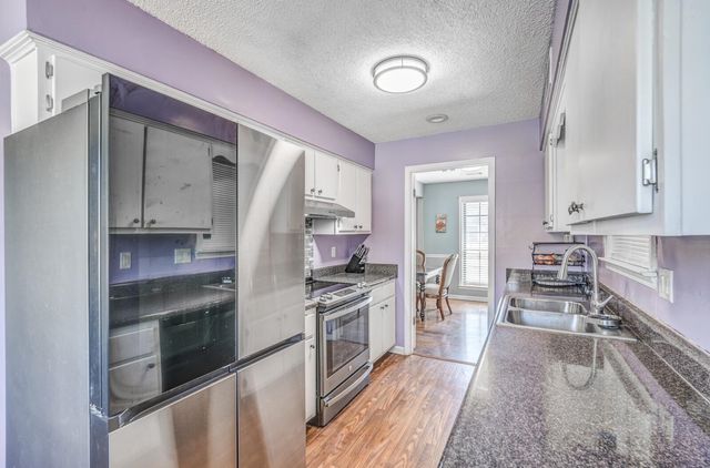 7856 STEVEN FRANKLIN DR, Bartlett, TN 38133