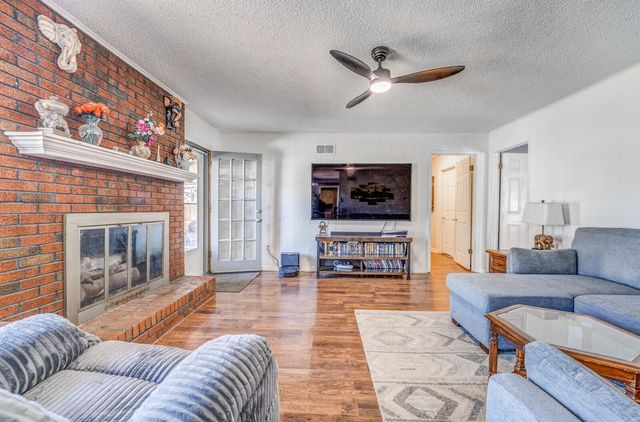 7856 STEVEN FRANKLIN DR, Bartlett, TN 38133