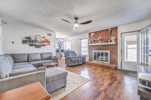 7856 STEVEN FRANKLIN DR, Bartlett, TN 38133