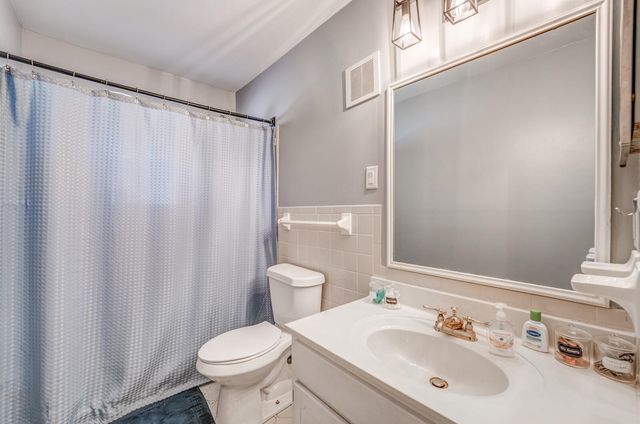 7856 STEVEN FRANKLIN DR, Bartlett, TN 38133