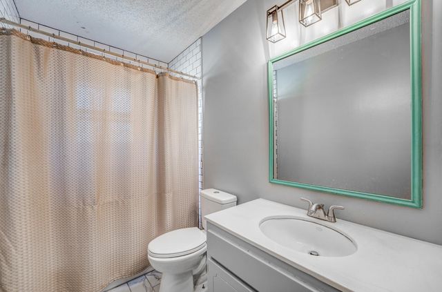 7856 STEVEN FRANKLIN DR, Bartlett, TN 38133