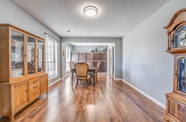 7856 STEVEN FRANKLIN DR, Bartlett, TN 38133