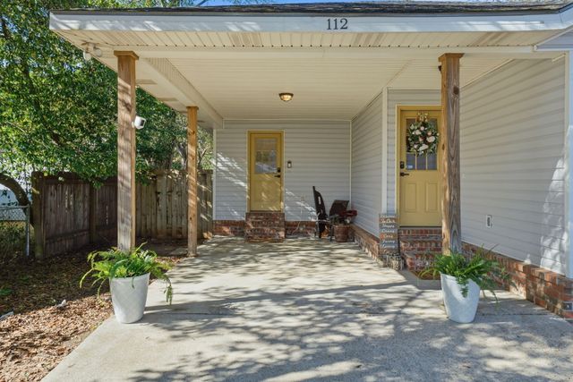 112 Mckinnon St., Petal, MS 39465
