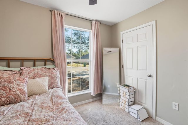 112 Mckinnon St., Petal, MS 39465