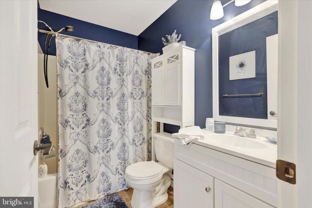 341 STONEHEDGE LANE, Mechanicsburg, PA 17055