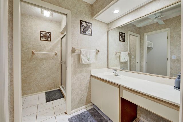 1211 CAPRI ISLES BOULEVARD 61, Venice, FL 34292