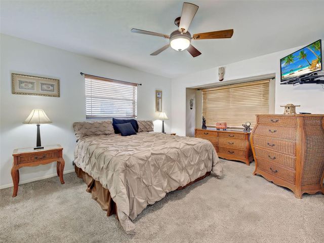 1211 CAPRI ISLES BOULEVARD 61, Venice, FL 34292