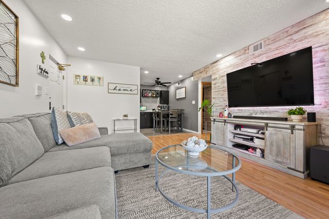 17510 71st Court 3B, Tinley Park, IL 60477