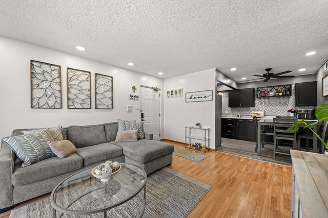 17510 71st Court 3B, Tinley Park, IL 60477