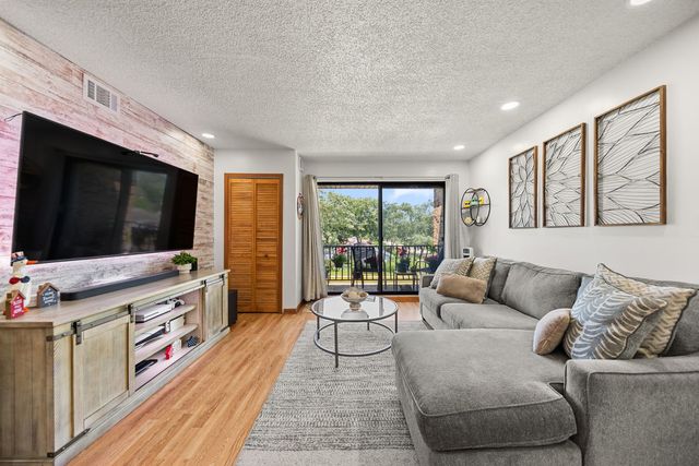 17510 71st Court 3B, Tinley Park, IL 60477