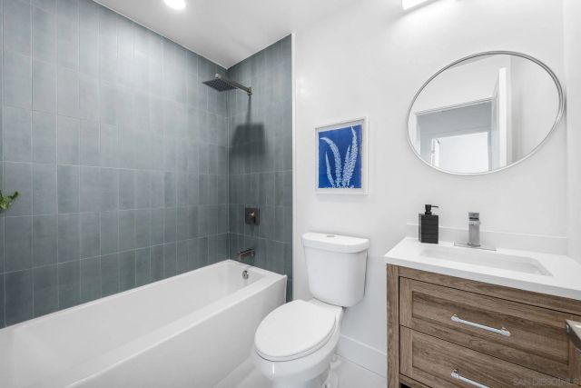 8284 Brookhaven Rd, San Diego, CA 92114