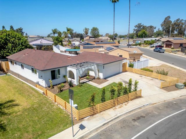 8284 Brookhaven Rd, San Diego, CA 92114
