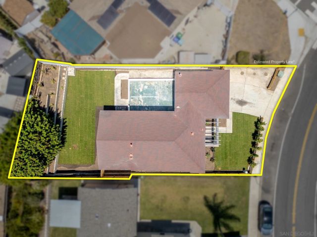 8284 Brookhaven Rd, San Diego, CA 92114
