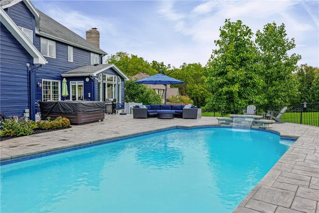 4 Vineyard Hill, Perinton, NY 14450