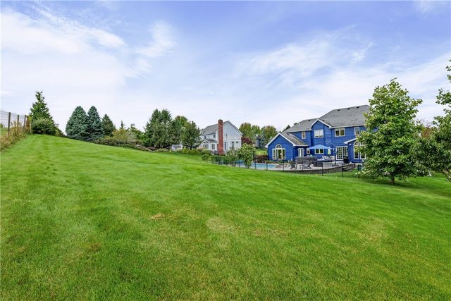 4 Vineyard Hill, Perinton, NY 14450