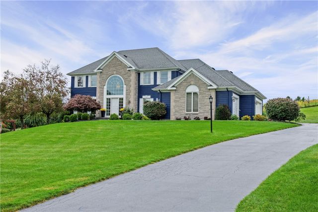 4 Vineyard Hill, Perinton, NY 14450