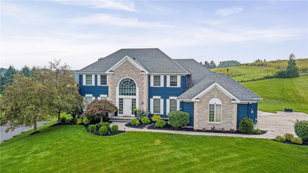 4 Vineyard Hill, Perinton, NY 14450