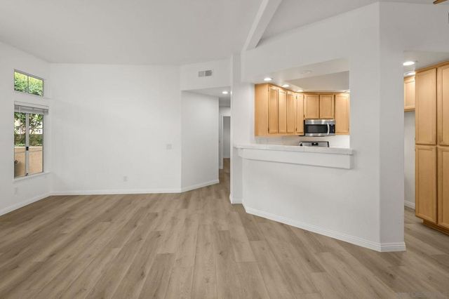 11335 Provençal Pl, San Diego, CA 92128