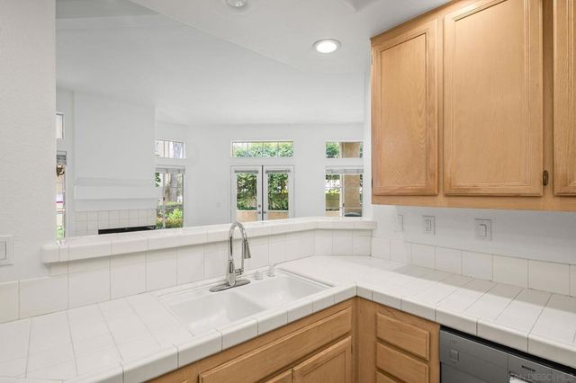 11335 Provençal Pl, San Diego, CA 92128