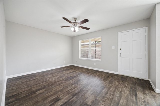 3800 Sherwood Lane 166, Houston, TX 77092