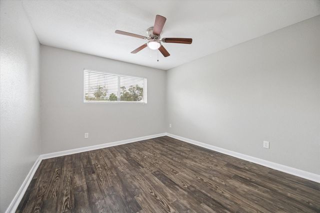 3800 Sherwood Lane 166, Houston, TX 77092