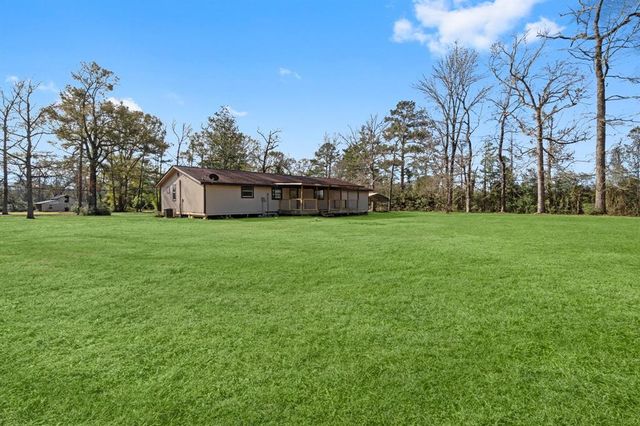 160 Forest Springs, Livingston, TX 77351