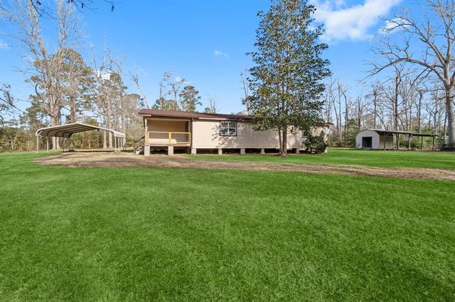 160 Forest Springs, Livingston, TX 77351