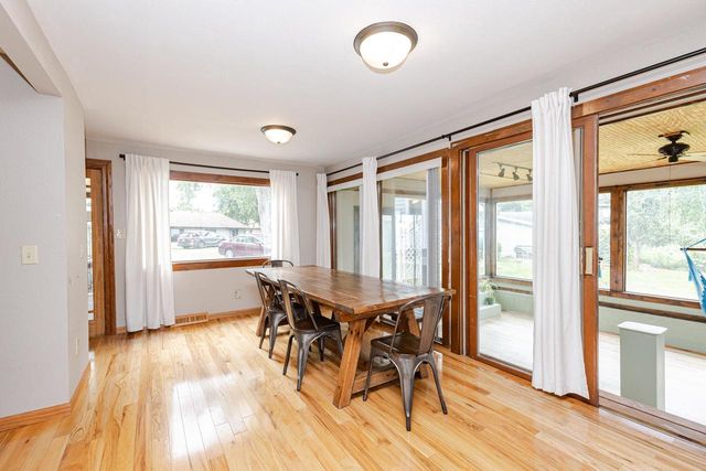 1577 East Gate DRIVE, Watertown, WI 53094