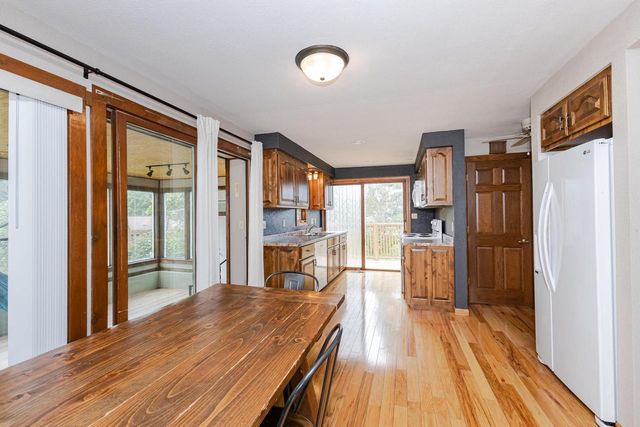1577 East Gate DRIVE, Watertown, WI 53094